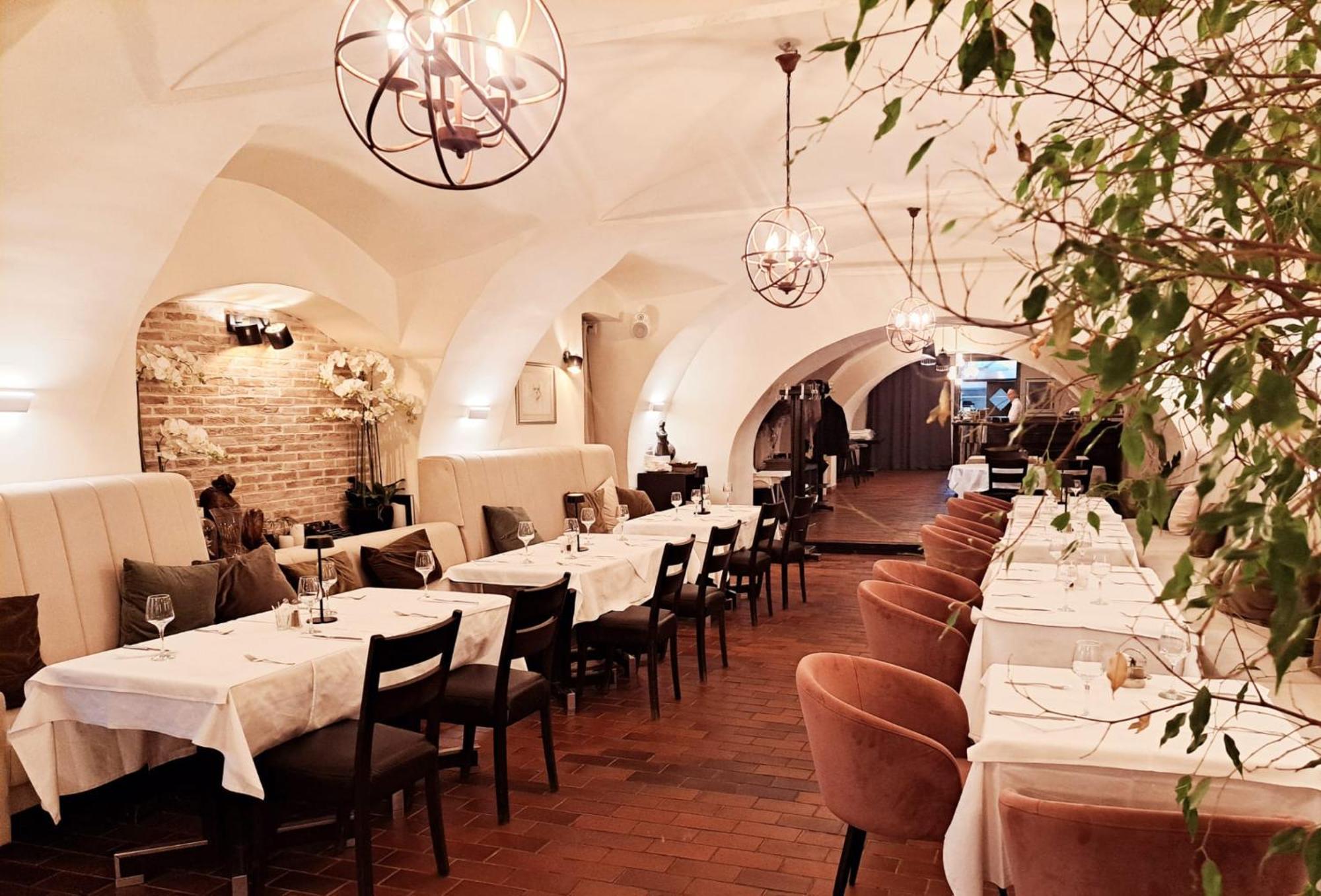 Hotel Livadic 사모볼 외부 사진
