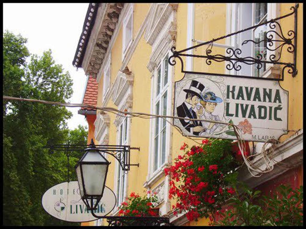 Hotel Livadic 사모볼 외부 사진